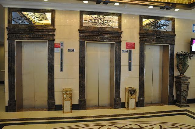 The Victoria Hotel Macau Buitenkant foto