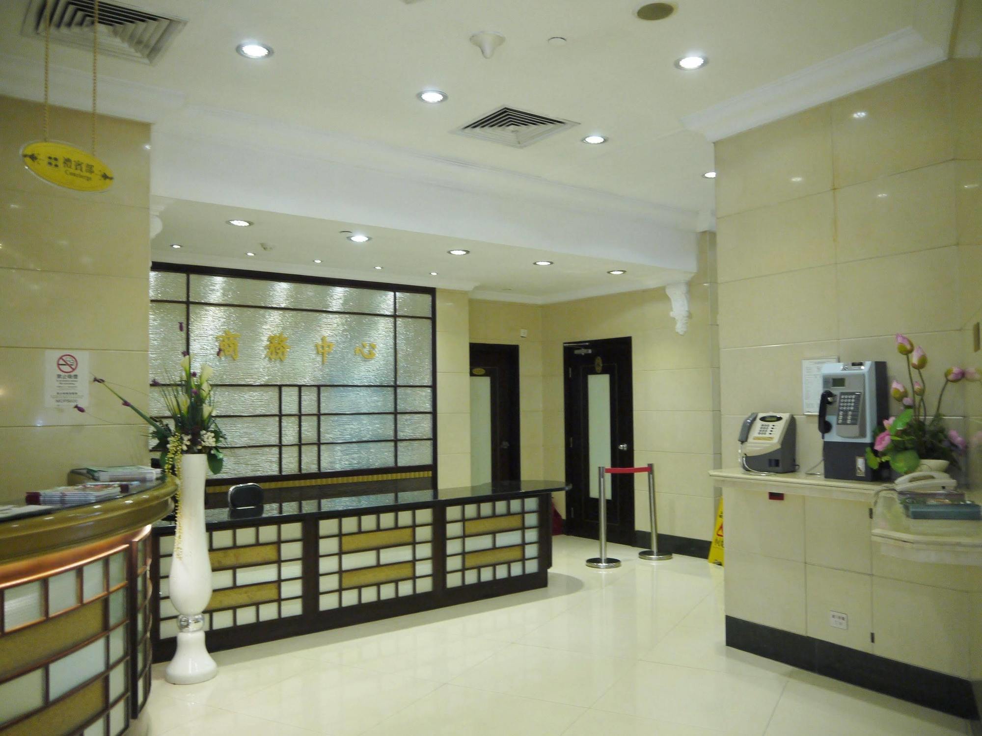 The Victoria Hotel Macau Buitenkant foto